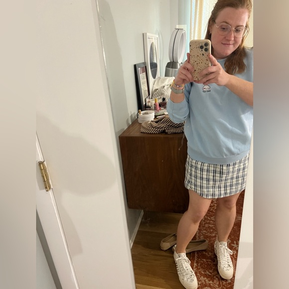 Meet your Posher, Jennifer - Picture 3 of 8